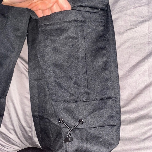 Drawstring Cargo Pants (Black) - Picture 3 of 4